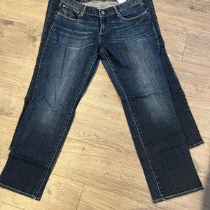 2 - Women’s levis